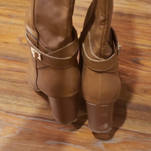 Camel Boots - Picture 3 of 3